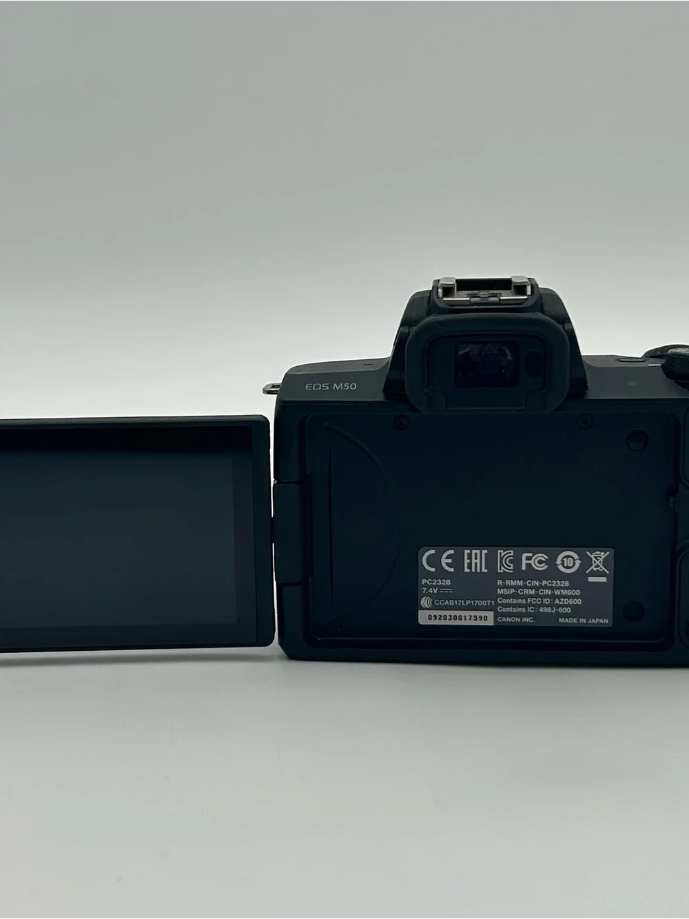 Canon EOS M50 Mirrorless Camera with Carrying Bag